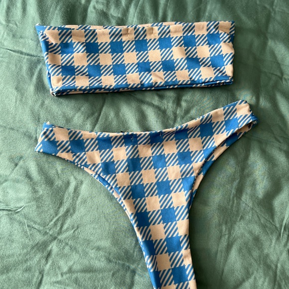 Nasty Gal Bandeau Bikini - Picture 5 of 6